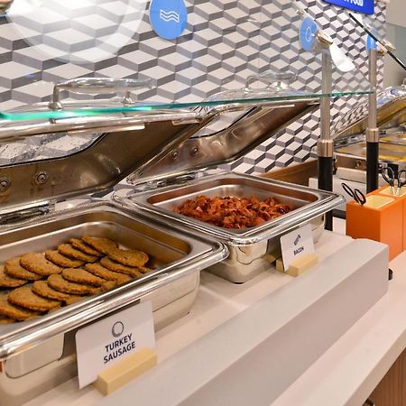 Holiday Inn Express Houston-Alvin By Ihg Екстер'єр фото