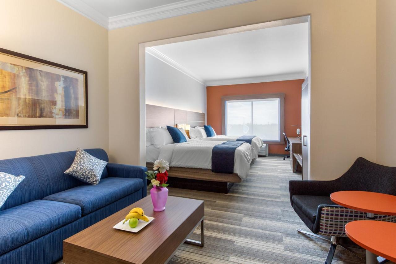 Holiday Inn Express Houston-Alvin By Ihg Екстер'єр фото