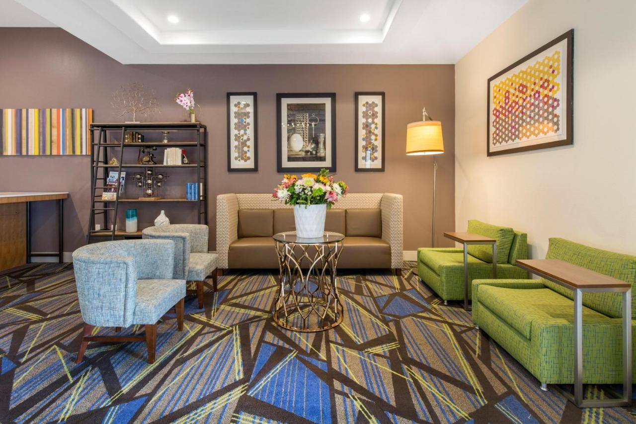 Holiday Inn Express Houston-Alvin By Ihg Екстер'єр фото